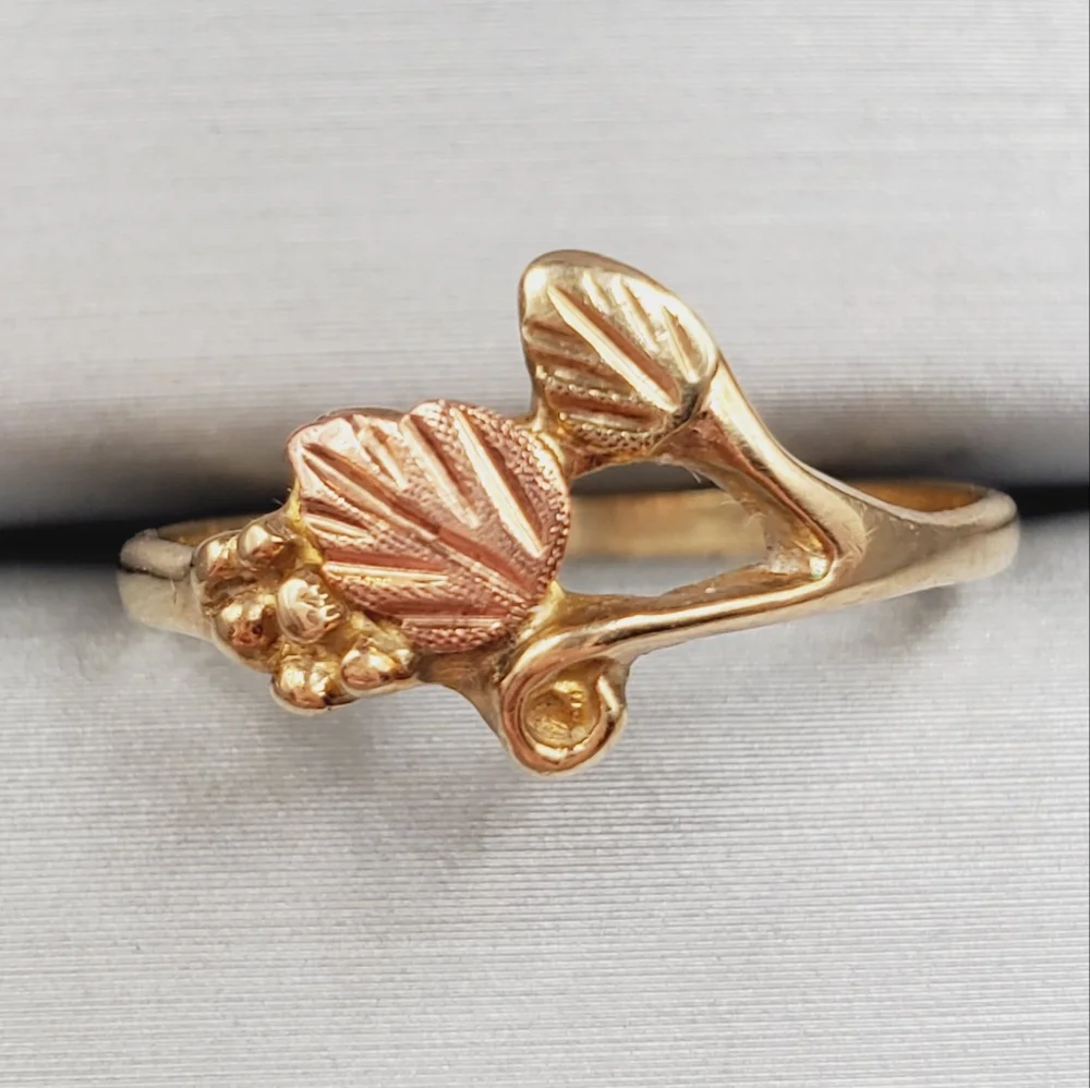 10k Yellow & Rose Gold Ring Grapevine Ring Leaf Ring